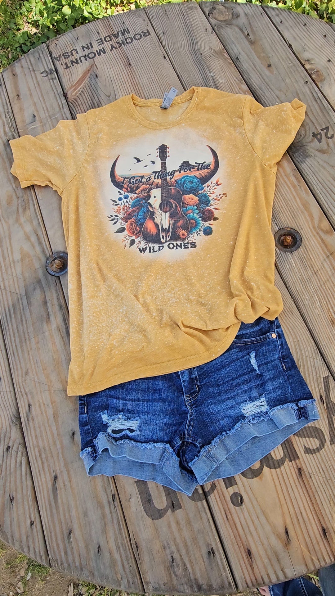WILD ONES BLEACHED TEE